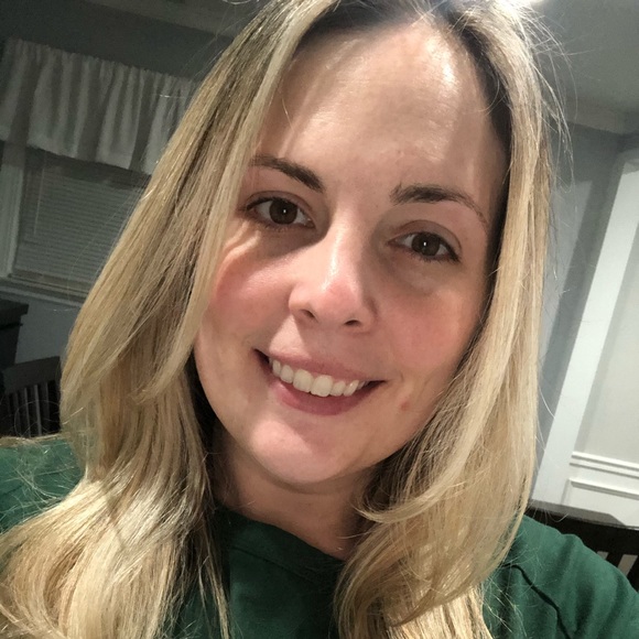 Meet your Posher, Melissa - Picture 1 of 1